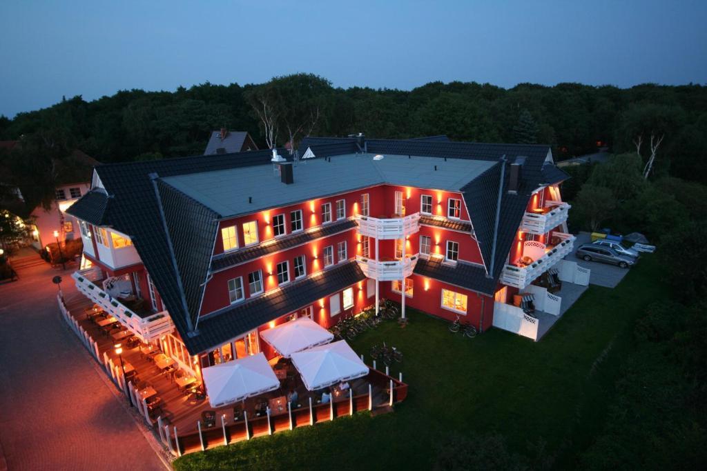 Strandhotel Deichgraf Граль-Мюріц Номер фото